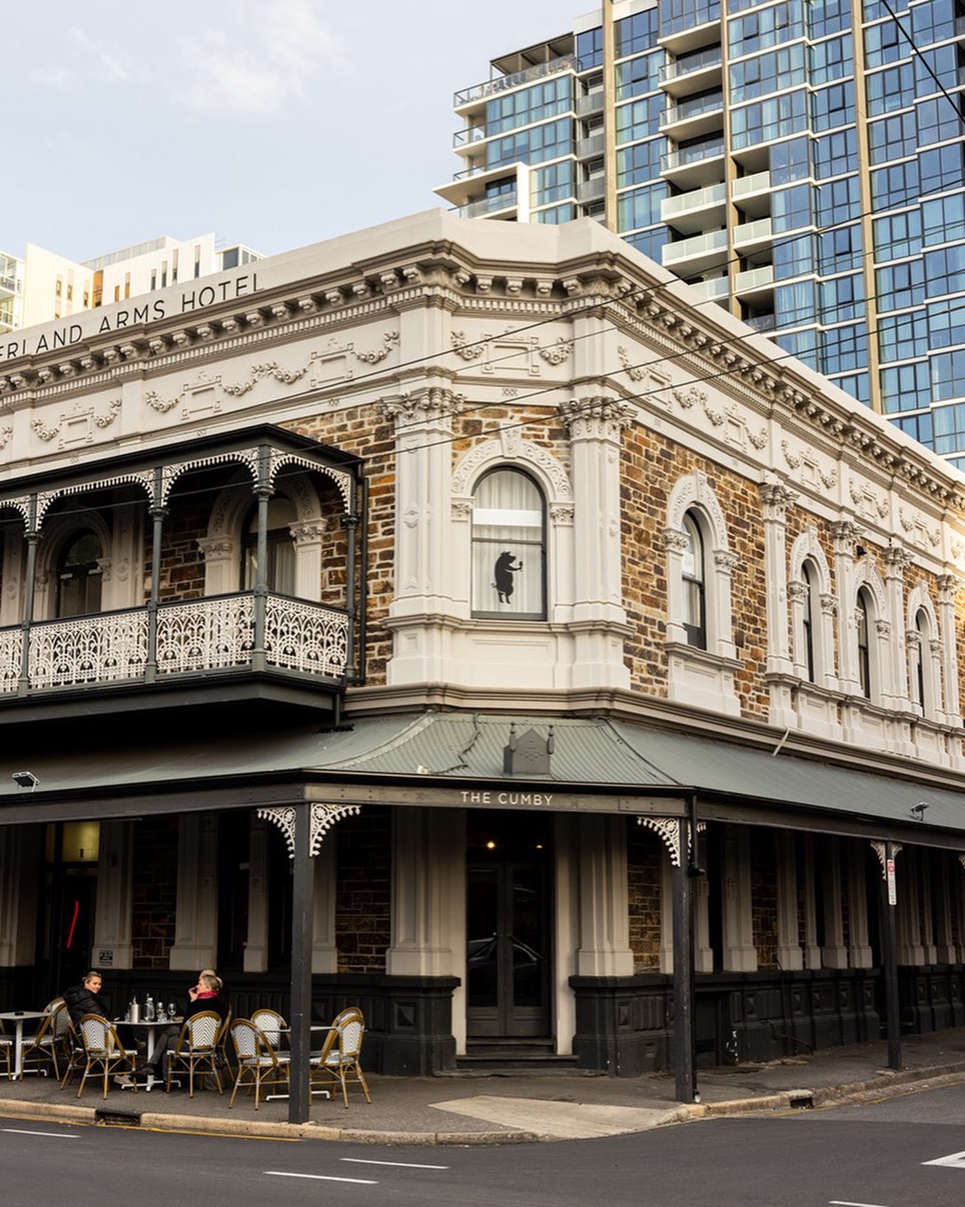 The 28 Best Pubs In Adelaide For a Purse-friendly Feast | Sitchu Adelaide