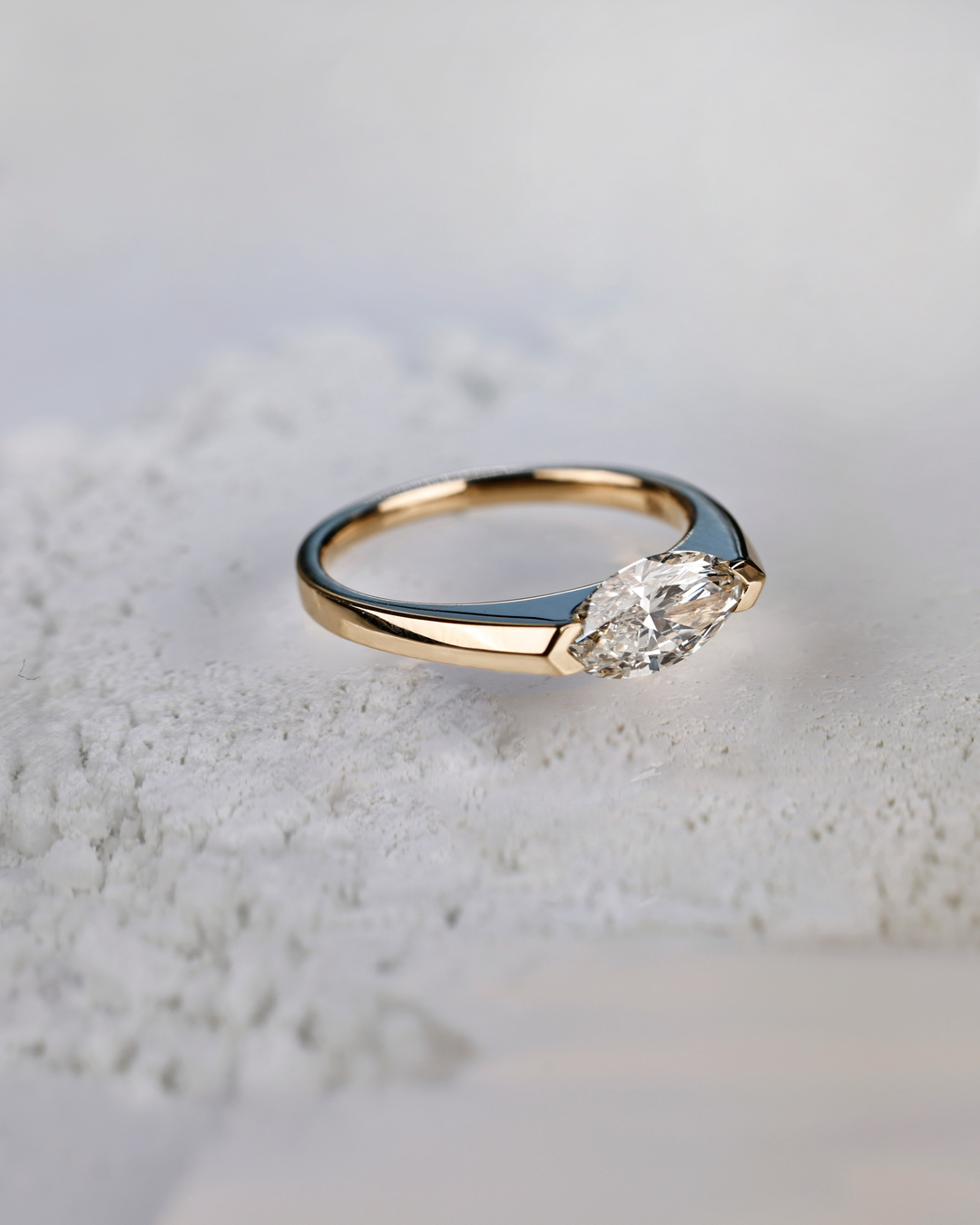 Floating diamond engagement sale ring settings