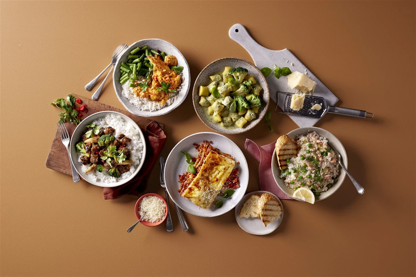 A flatlay image of a large meal by Dineamic Ready Made Meals.