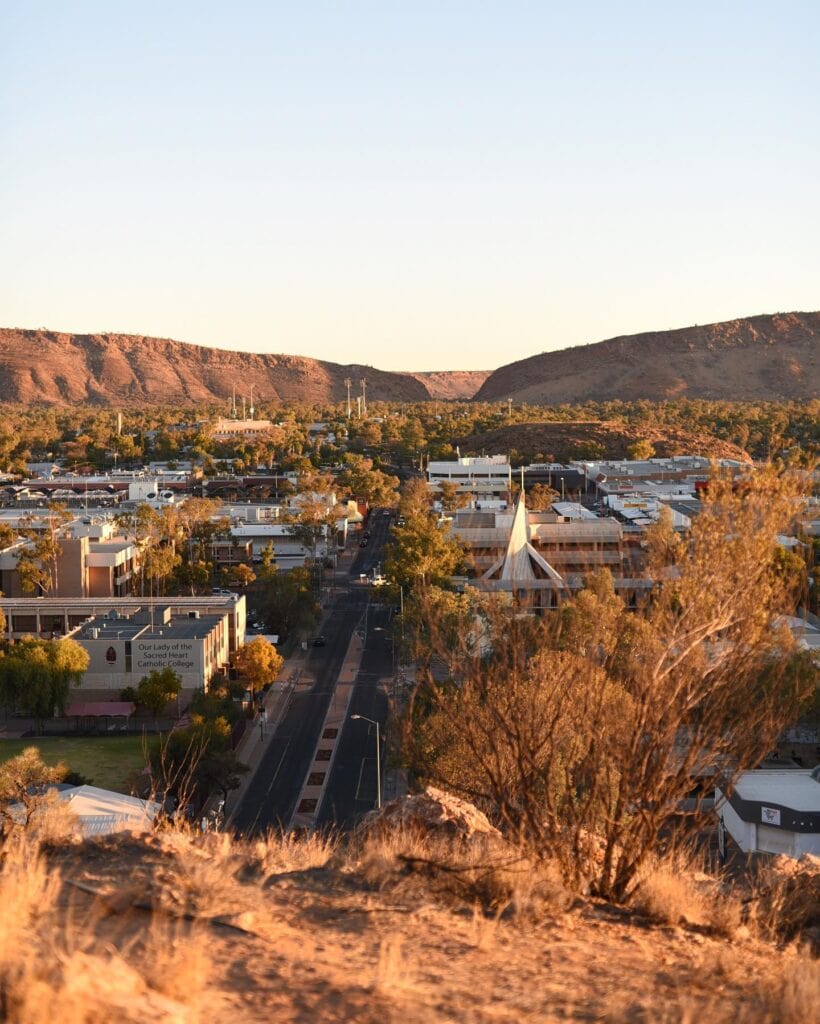 anzac hill viewpoint alice springs