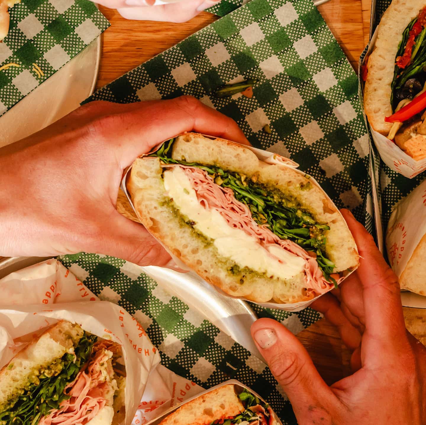 happy larry deli