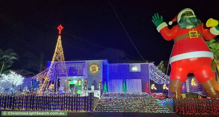 19 Nemarra Street, Wynnum West (Photo credit: Christmas Light Search) 