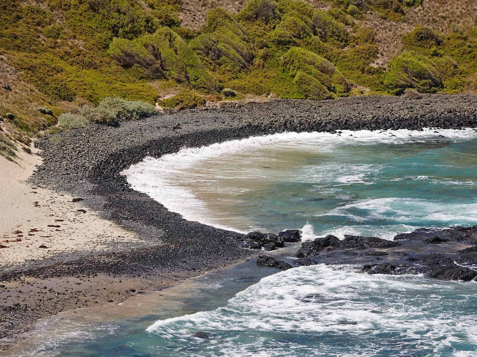 Cairns Bay (Image Credit: Visit Melbourne) 