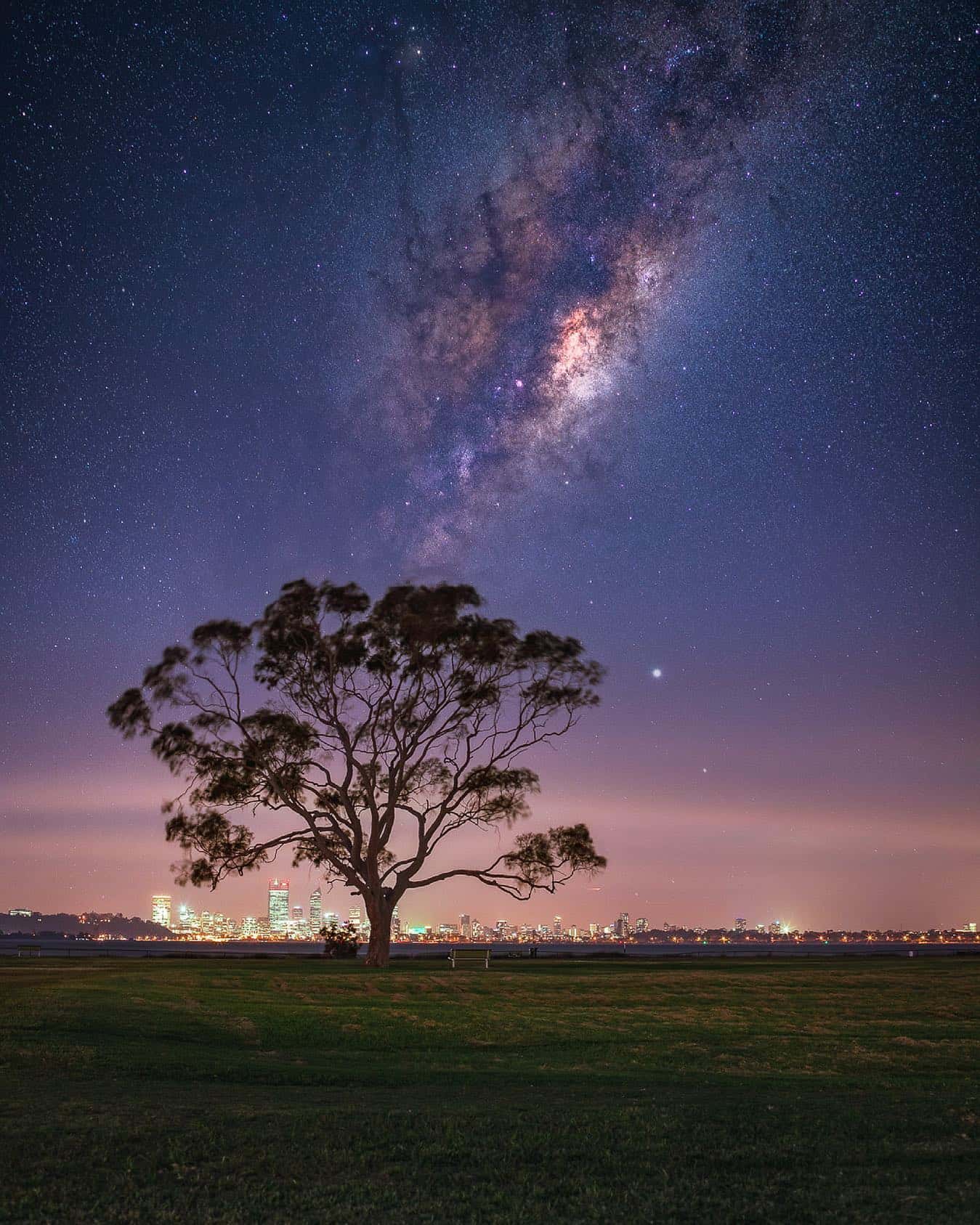 Perth at Night (Image Credit: @doyle.snaps)