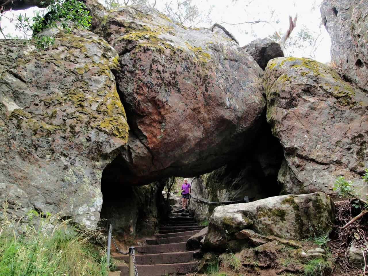 Hanging Rock Trail 