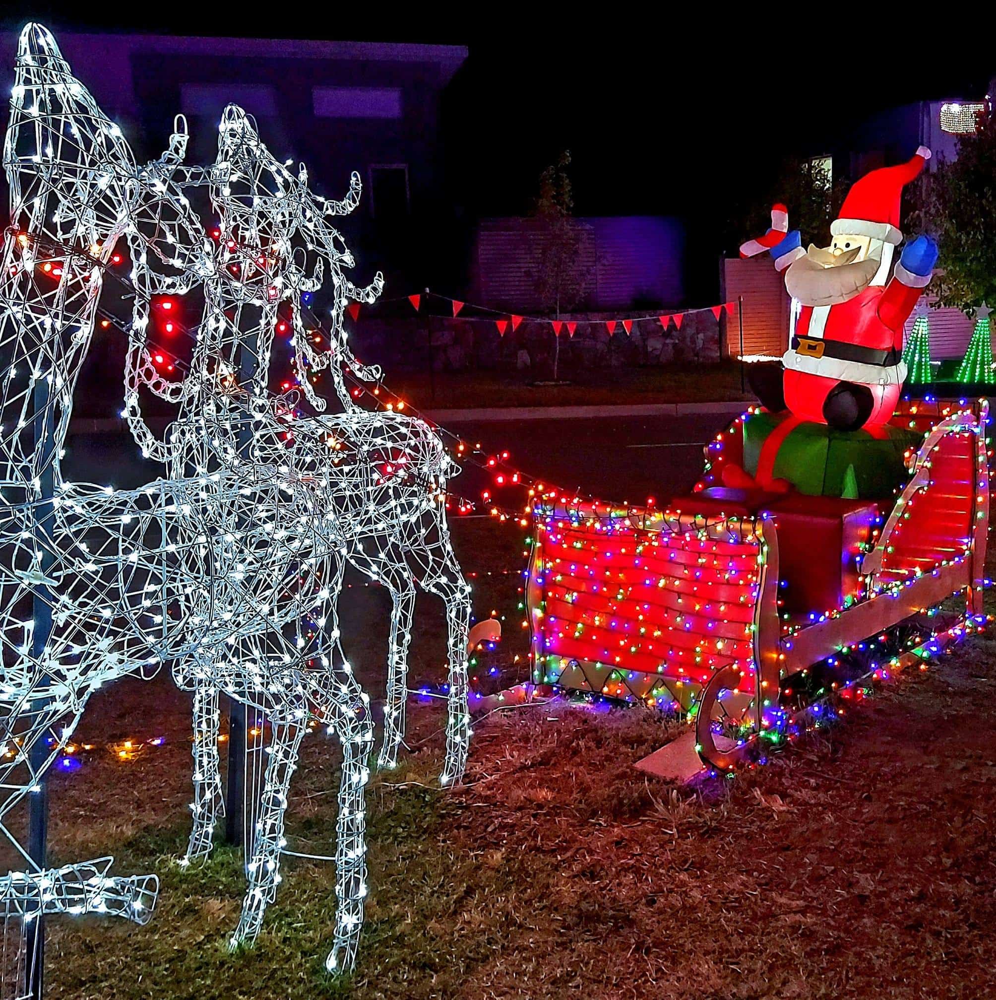 Huddy Street in Forde Christmas Light Display