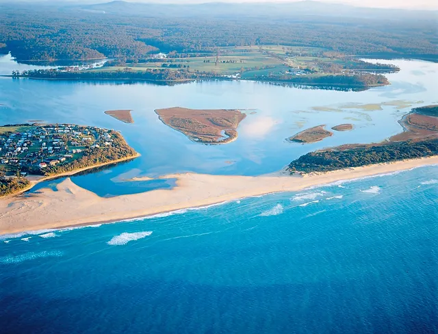 Ninety Mile Beach (Image Credit: Gippsland Tourism)