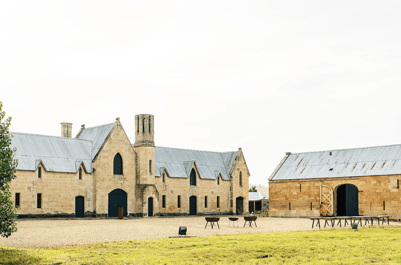 Lark Distillery, Pontville