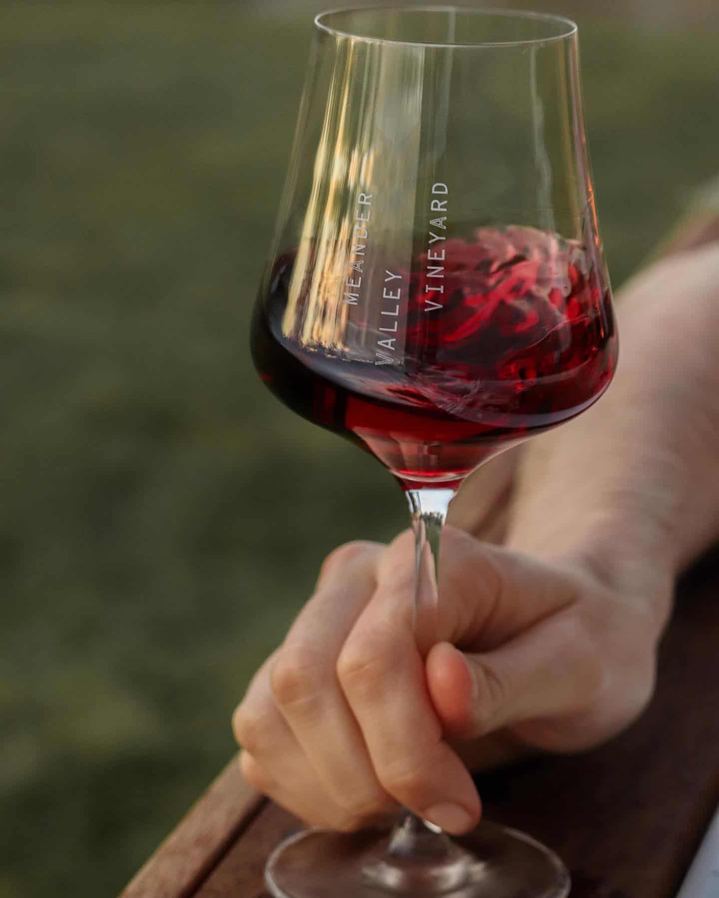 meander valley vineyard red wine deloraine