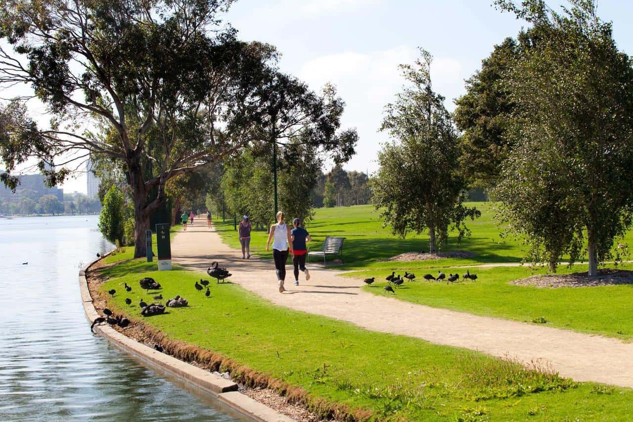 Albert Park Lake (Image Credit: Tyrian Serviced Apartments)