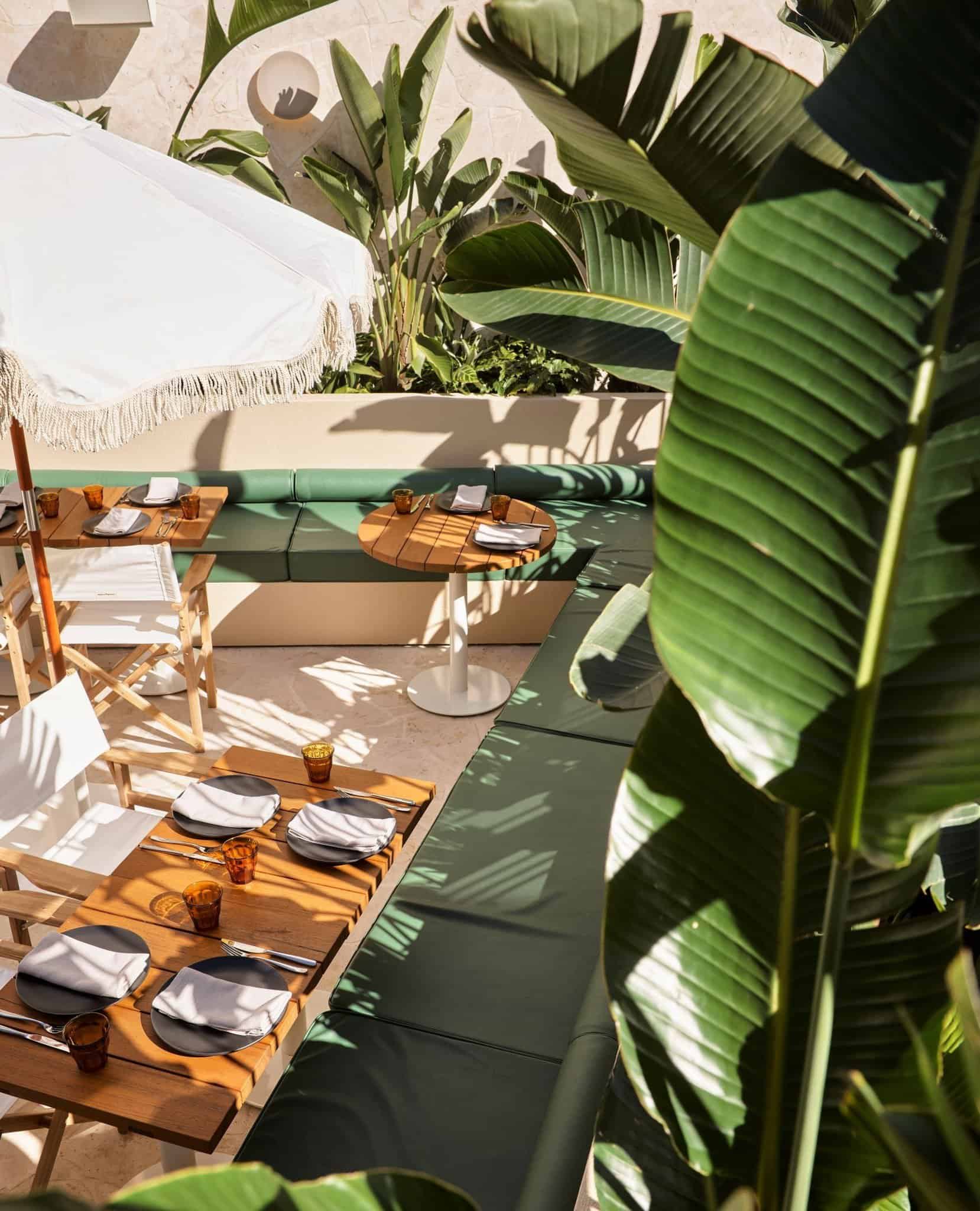 Pool Bar at Oxford House