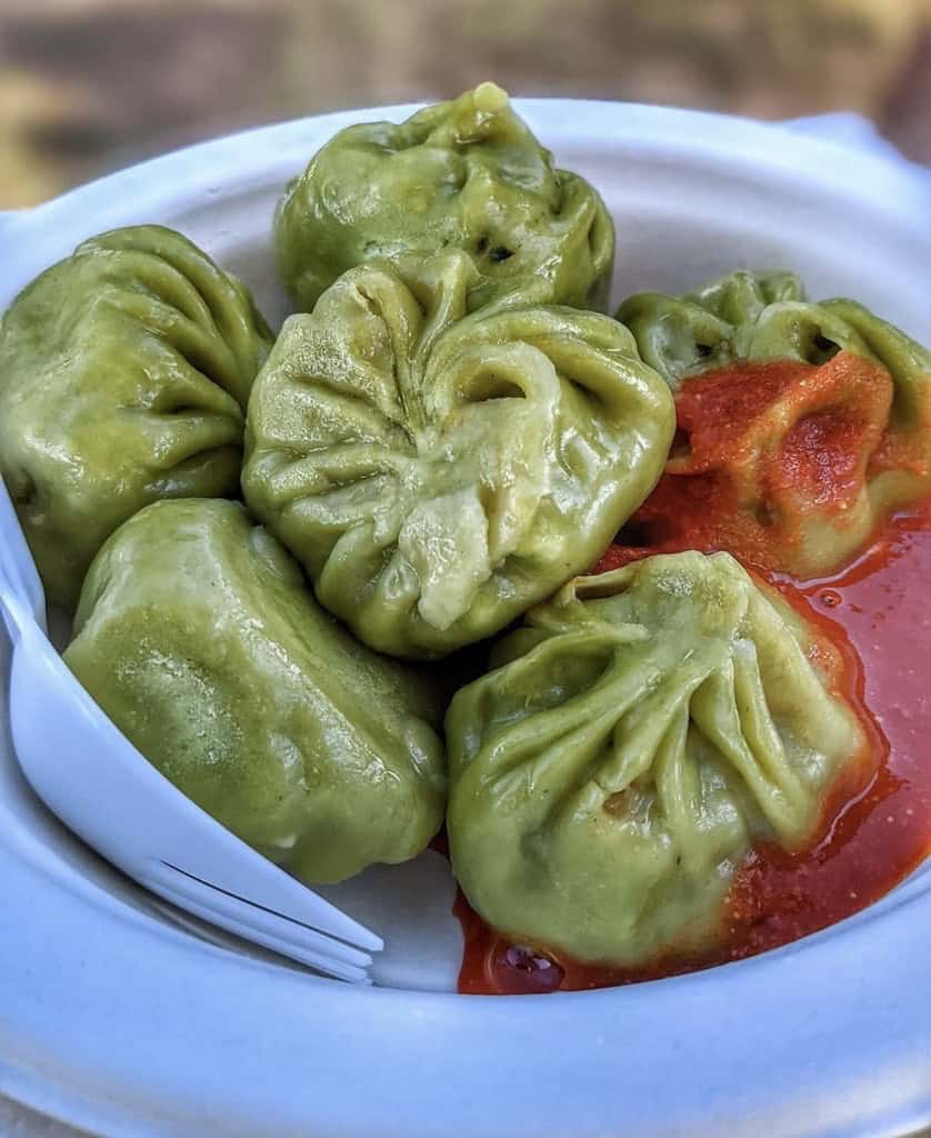 Momos 