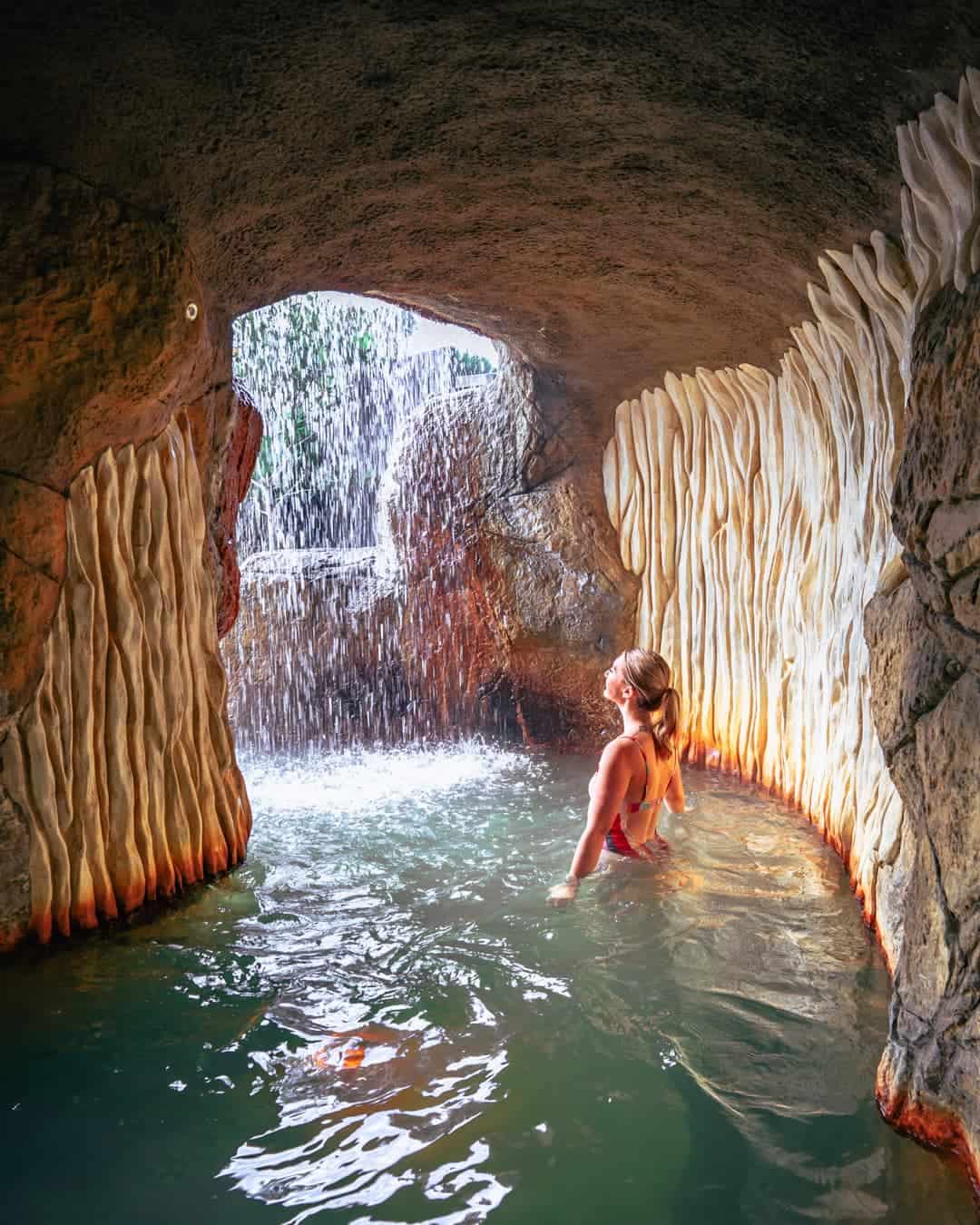 Deep Blue Hot Springs