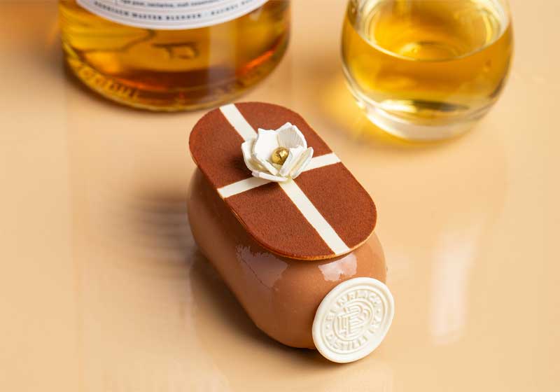 KOI x Benriach Scotch Cross Bun Cake