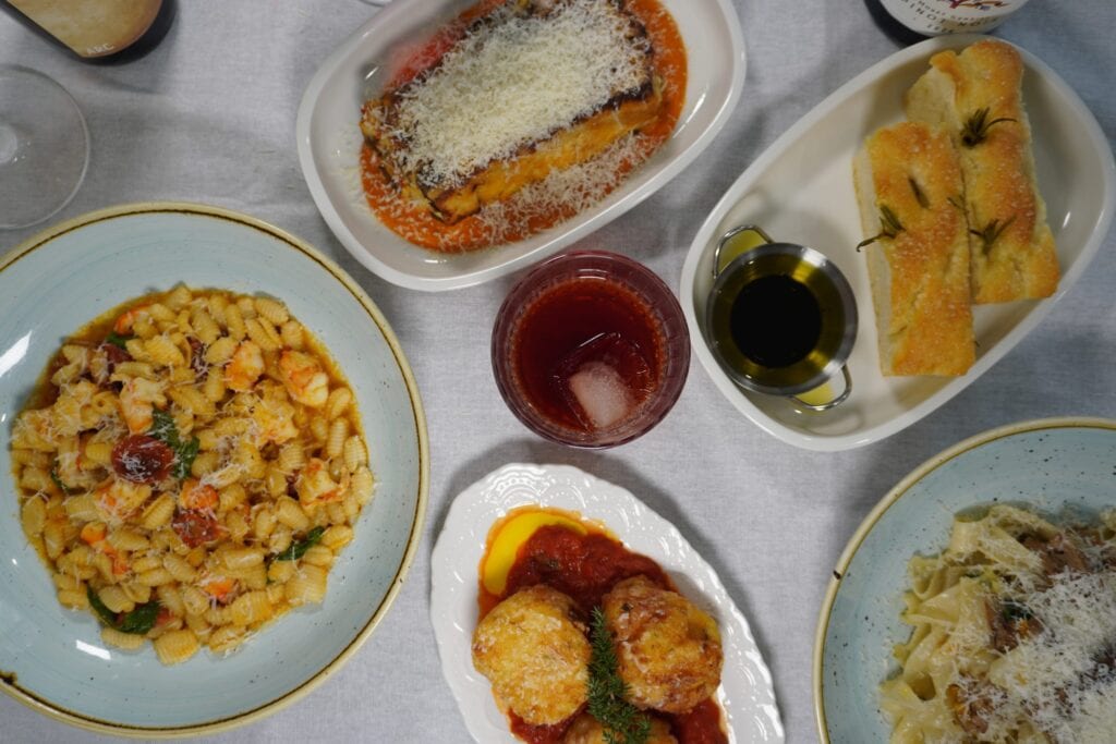 Sippenham pasta and wine bar in Sydenham