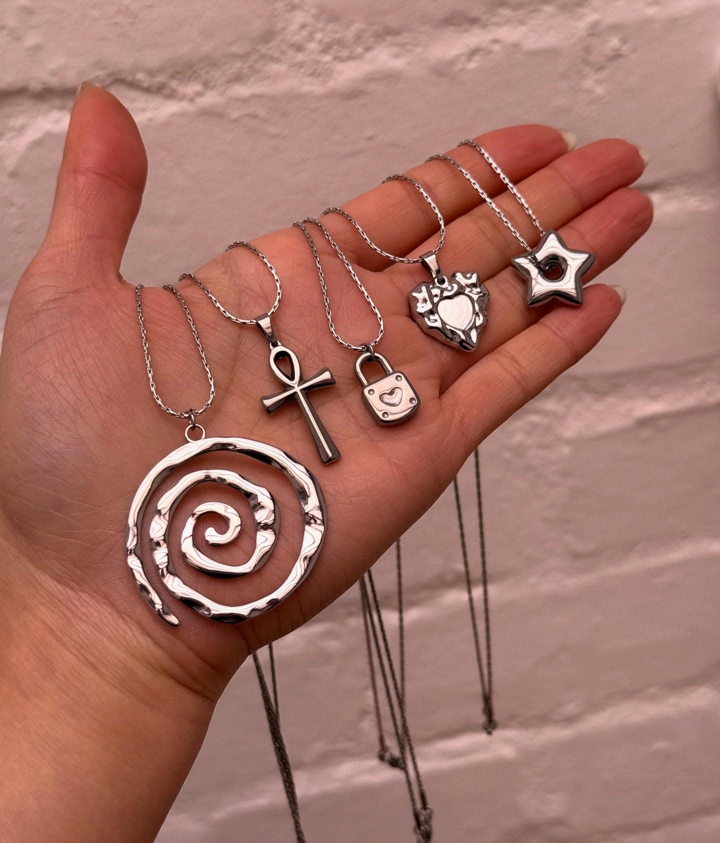 curated chaotica (3)