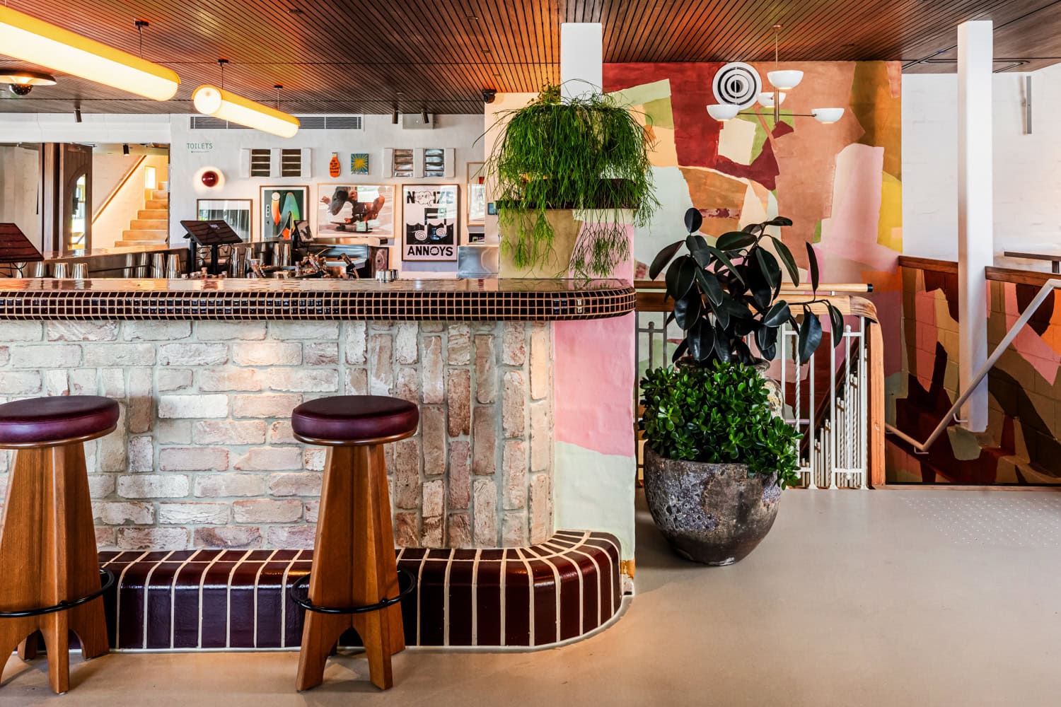 Bombies_4 Bombies Harbord Hotel