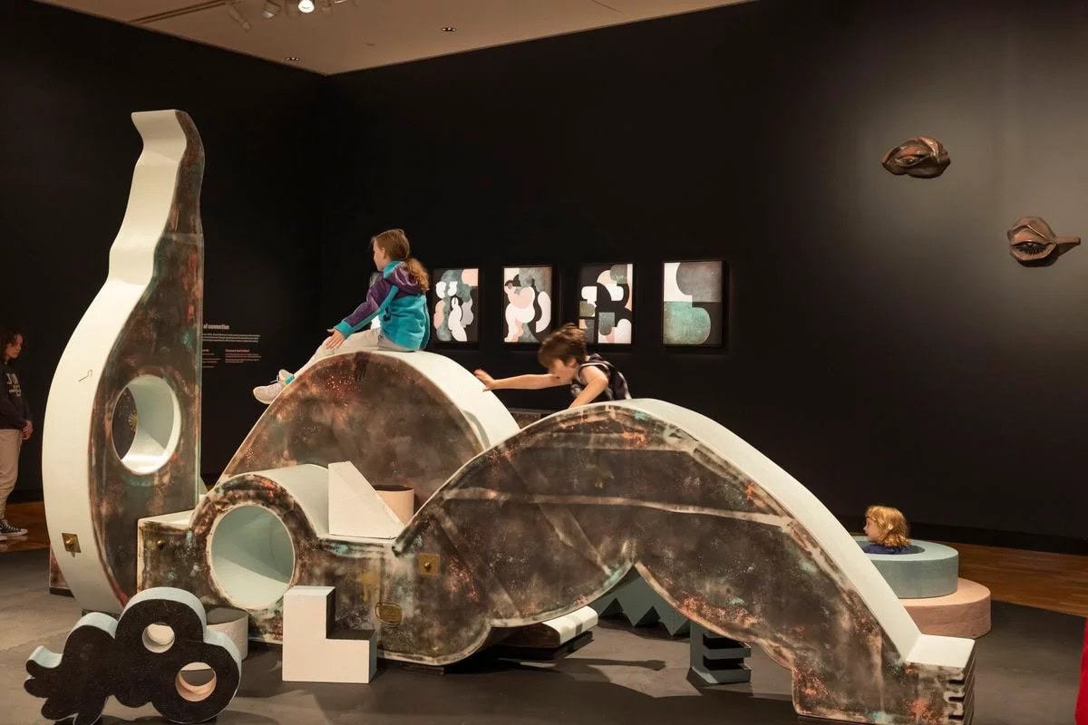 Cezanne_to_Giacometti_playspace_by_Sanne_Mestrom_on_opening_weekend-50