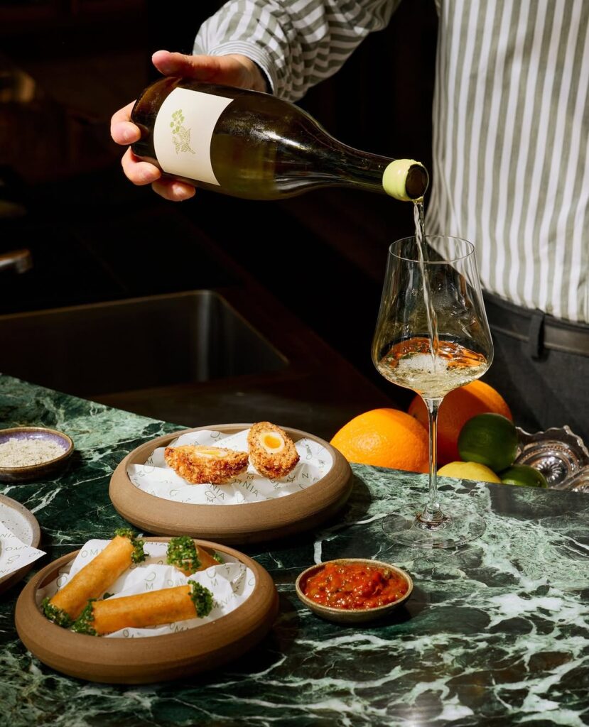 Omnia Bistro