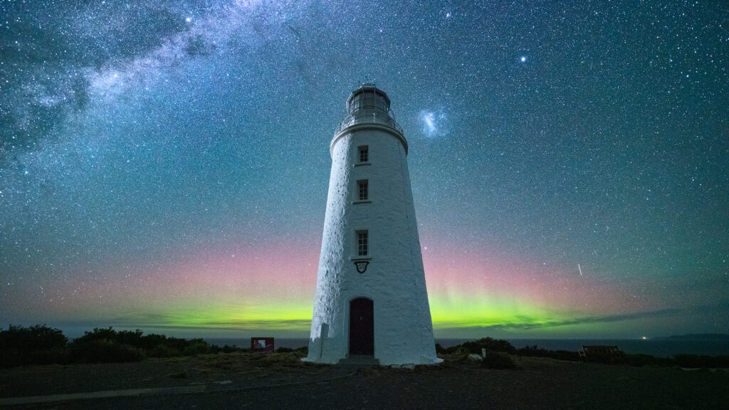The Aurora Australis at Cape Bruny Lighthouse (Image Credit: Tourism Tasmania/Luke Tscharke)