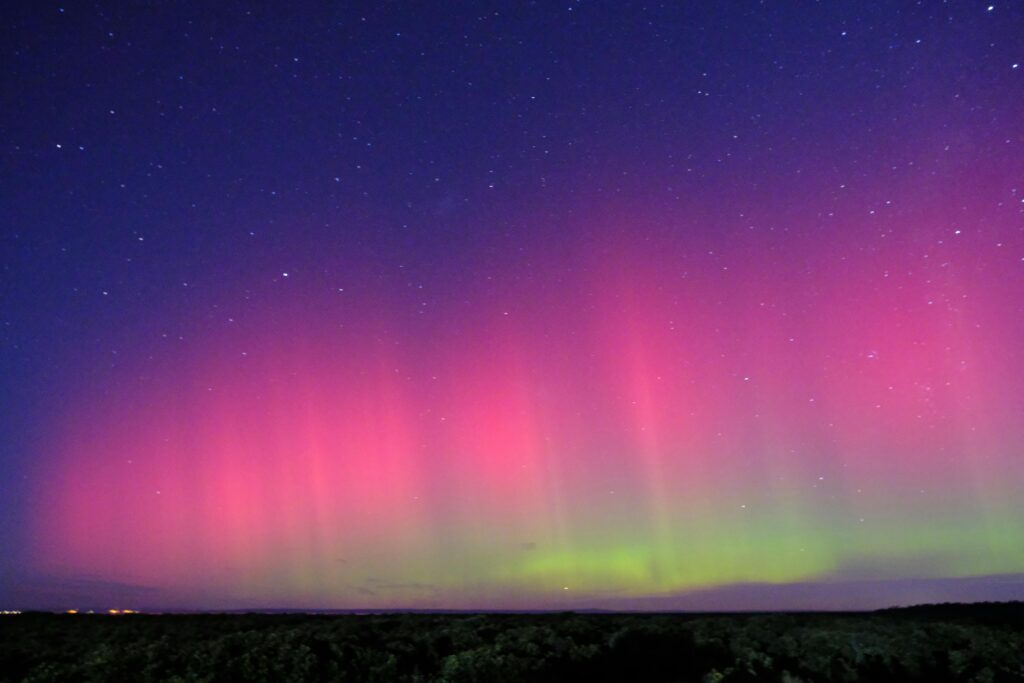 The Southern Lights seen over Blind Bight, Victoria. (Image Credit: Pexels/Walter Coppola).