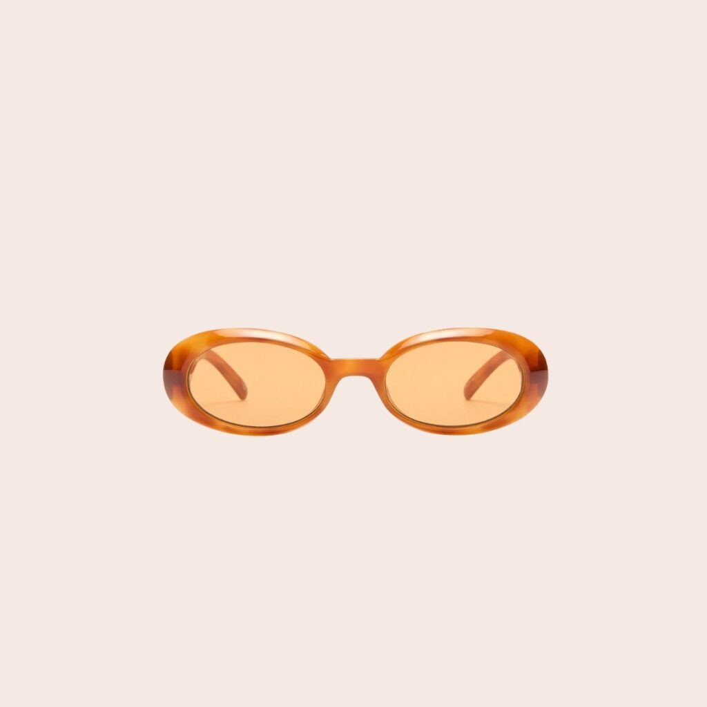 Le Specs Work It Sunglasses in Vintage Tort Amber Tint Le Specs Work It Sunglasses in Vintage Tort Amber Tint