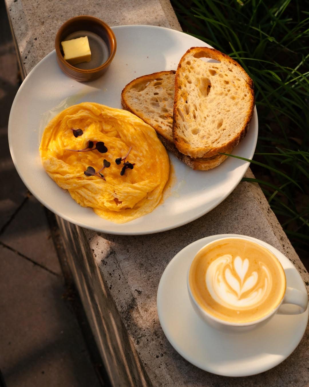 Sometimes a little bit of simplicity is all you need on a morning. Order our eggs on toast with