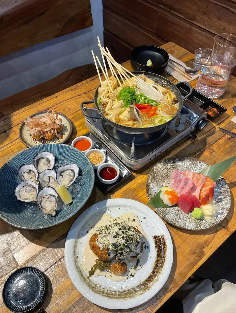 seafood dishes and hot pot at mewoo south melbourne a korean restaurant