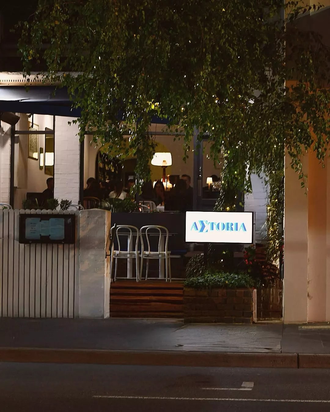 astoria bar ke grill (3)