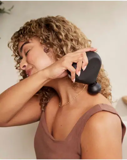 Theragun Mini 3.0 Percussion Gun