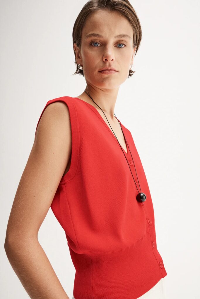 Elka Collective Halifax Knit Vest Red Elka Collective Halifax Knit Vest Red