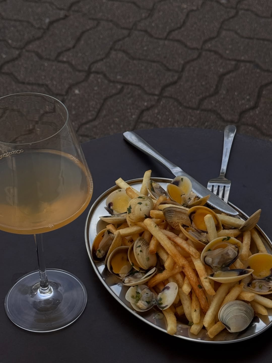 effies vongole frites and orange wine
