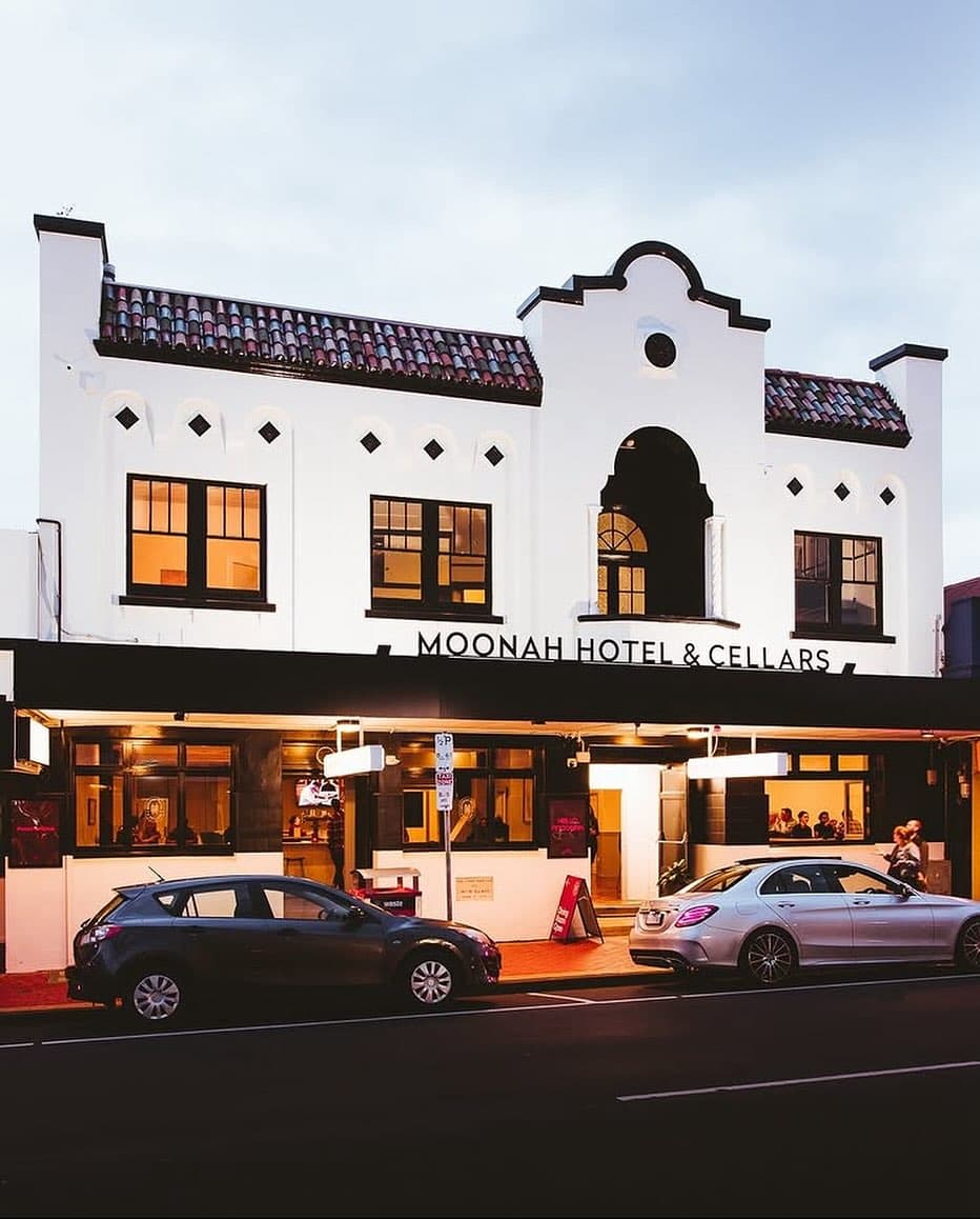 moonah hotel and cellars (1)