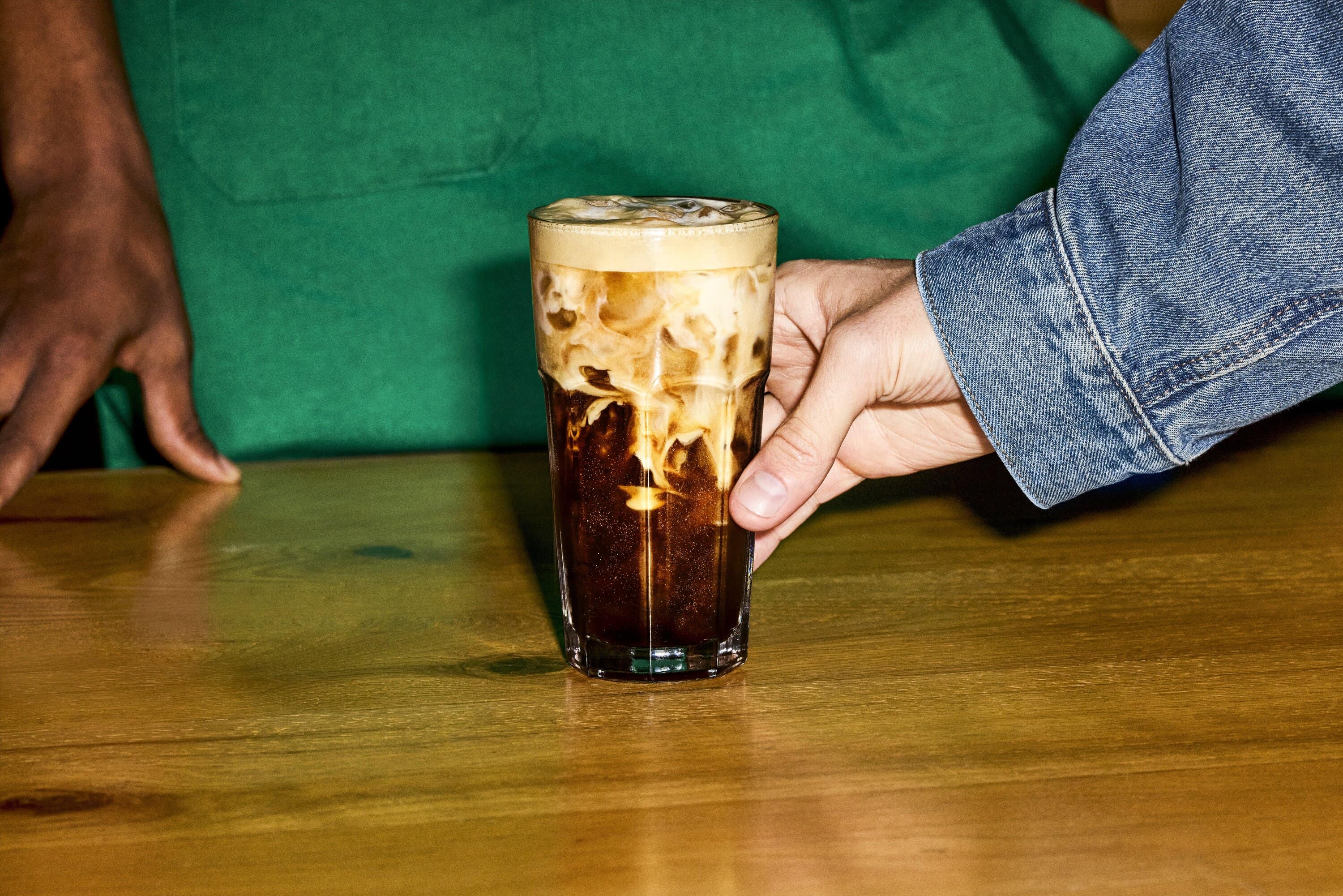 2025_LAUNCH_TOOLKIT_PRODUCTINSITU_ICEDSHAKENESPRESSOWITHBARISTAHAND_013_PHOTO-JLIEBMAN_FINAL_RGB_01232025