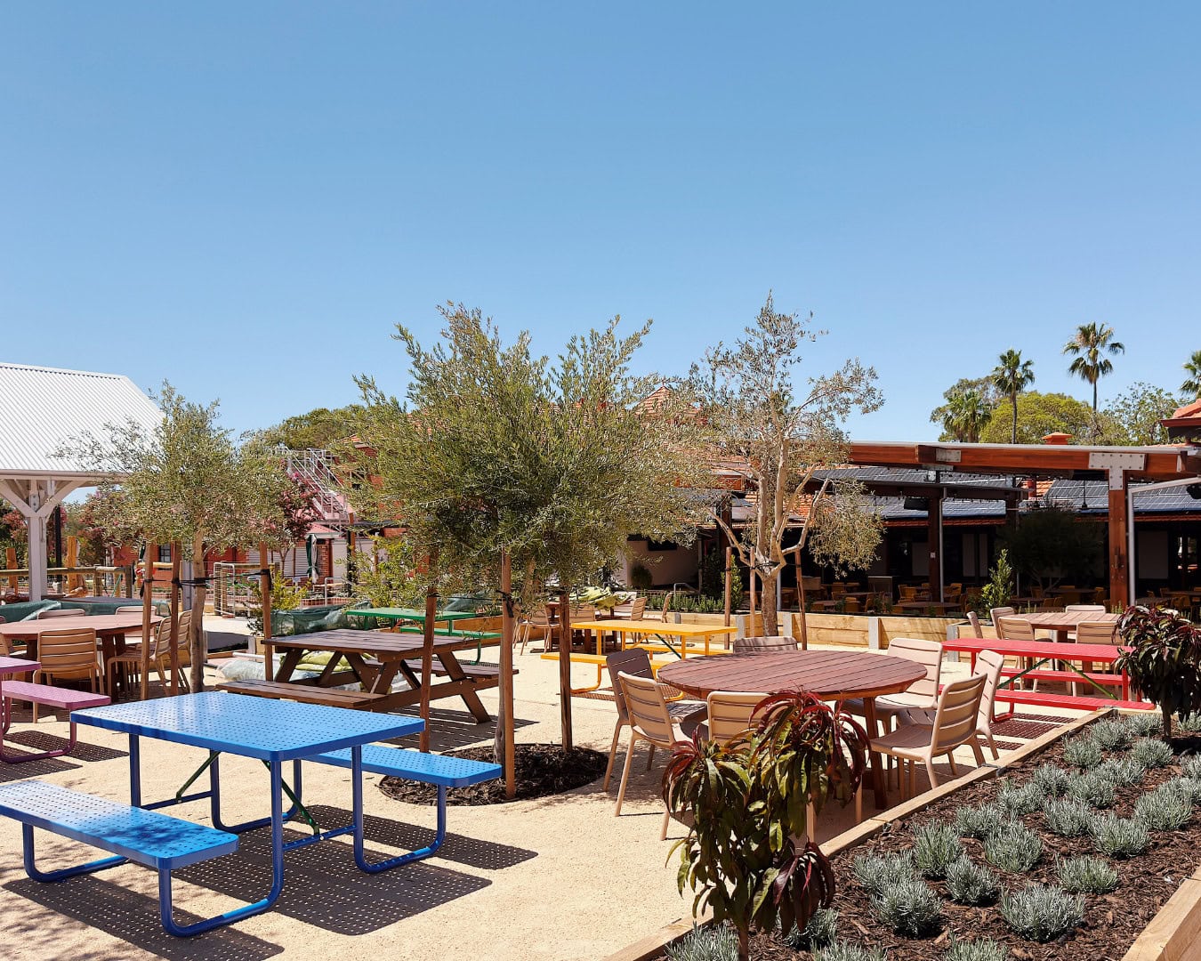 Outdoor area and gardens at Ballile Hill, East Victoria Park