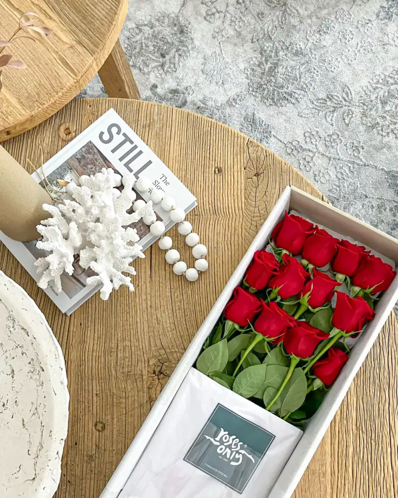 Roses Only 12 Red Roses Valentine's Day Gift Box