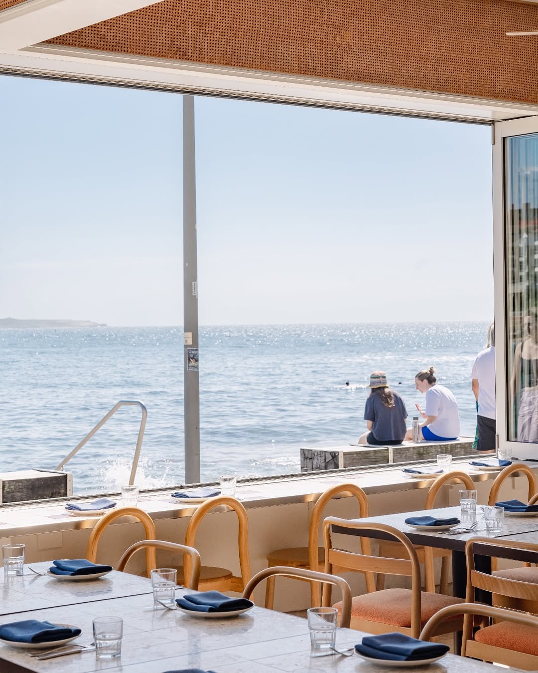 The oceanfront view from the bar seating at bobbys in cronulla.