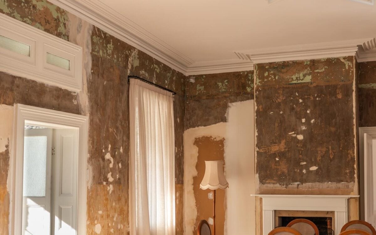 This Romantic Tasmanian Stay Feels Like Italy