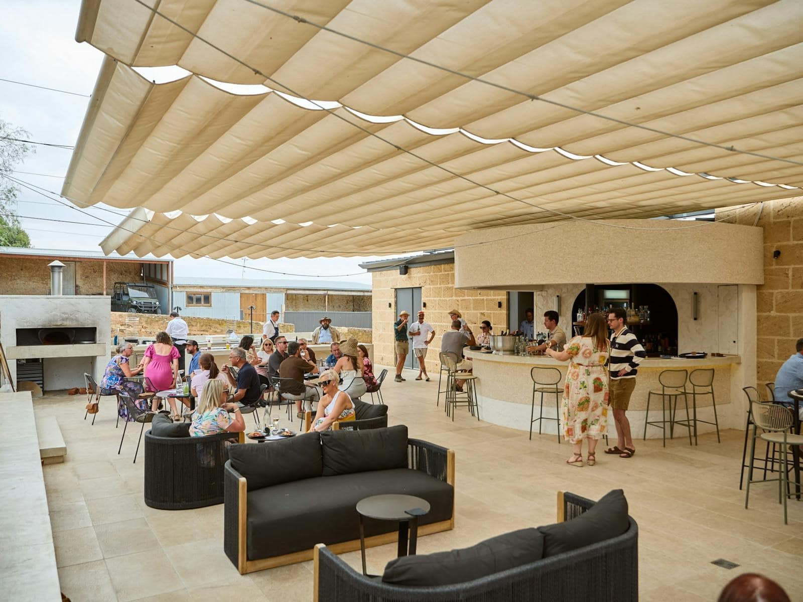 External of Peppertree Bar at Kingsford The Barossa.