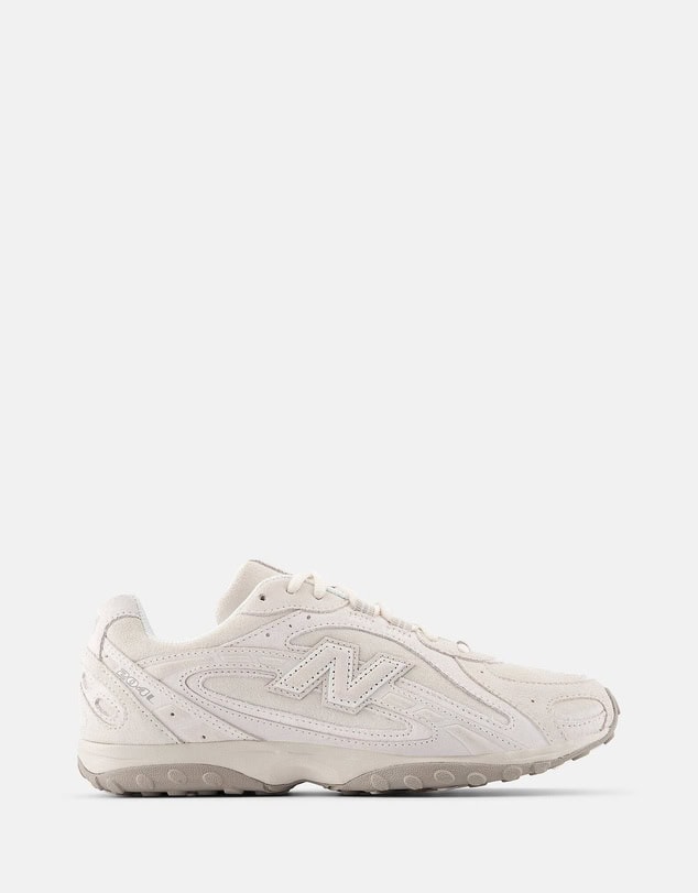 New Balance 204L