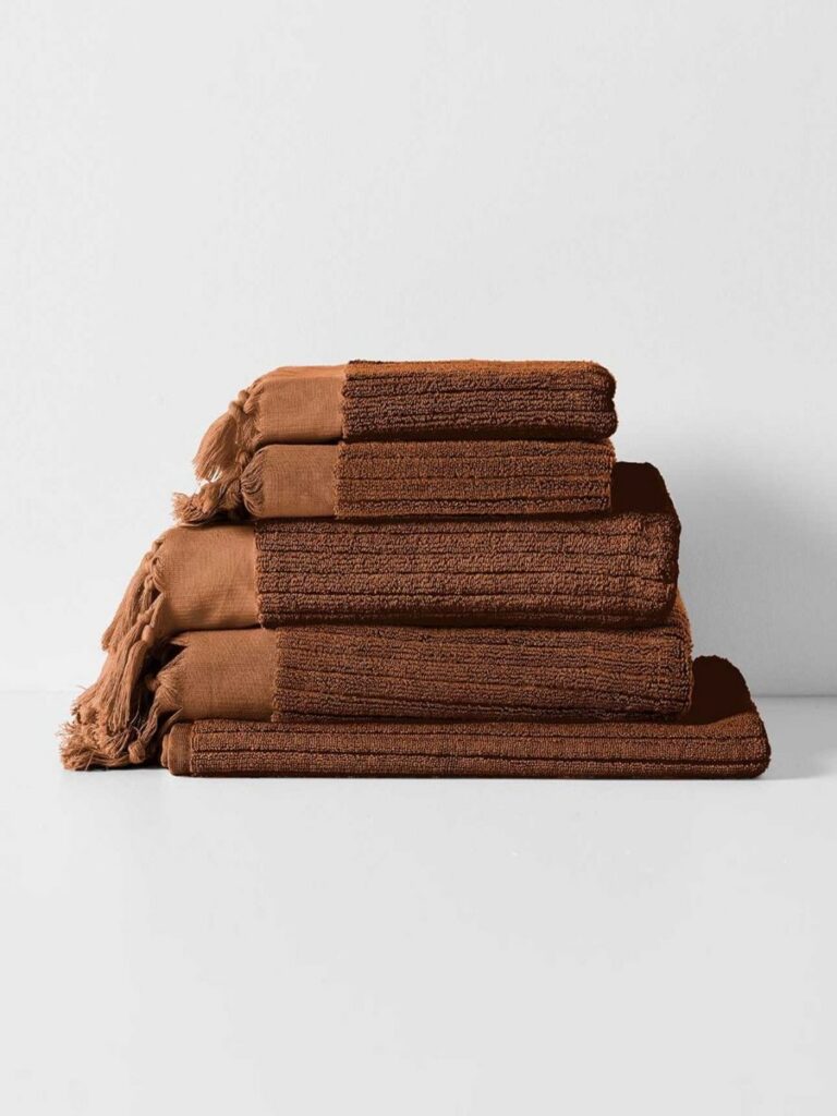 Aura Home Paros Rib Bath Towel Set in Bronze