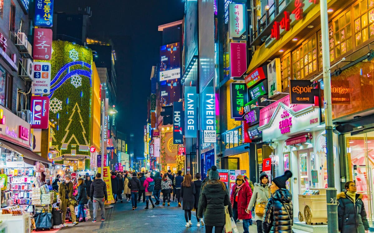 How to Score a Free Flight From Tokyo or Seoul