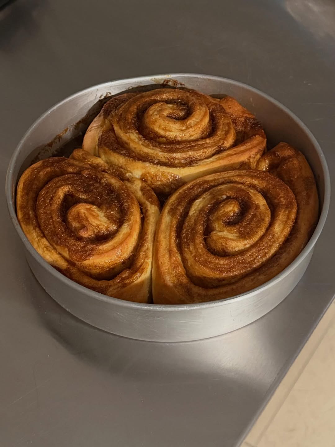 ard bakery stanmore cinnamon scrolls