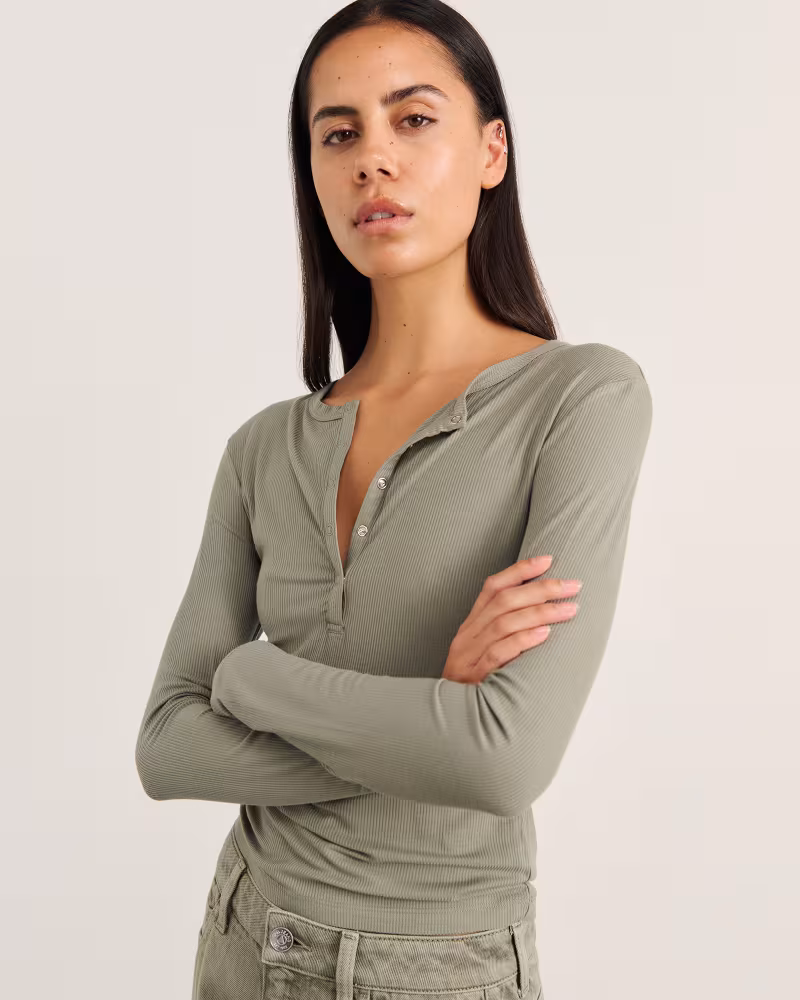 JAG Celina Henley Top