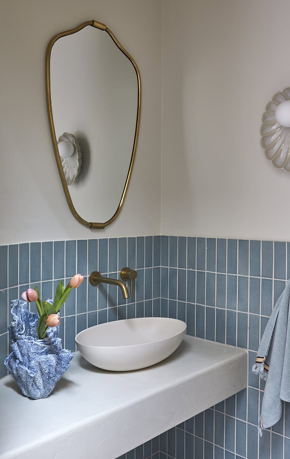 Elwood Building Home Tour Bathroom, Image Credit: Dave Kulesza