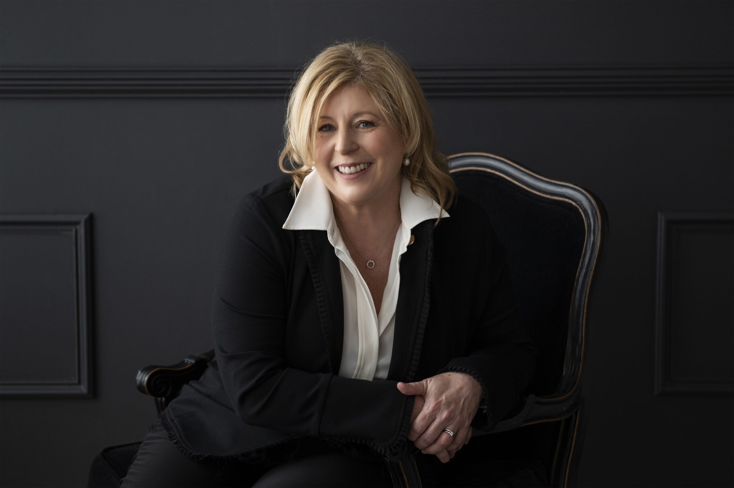 Author Liane Moriarty smiling portrait ahead of Sydney Opera House event