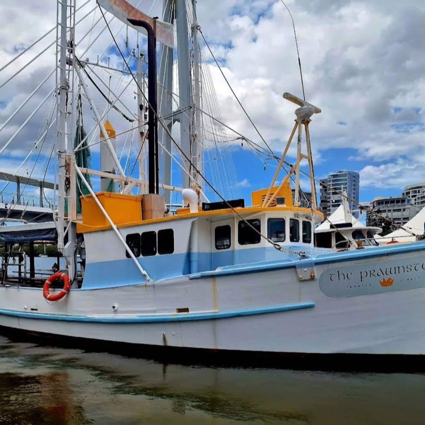 The prawnster trawler atop the Brisbane river.