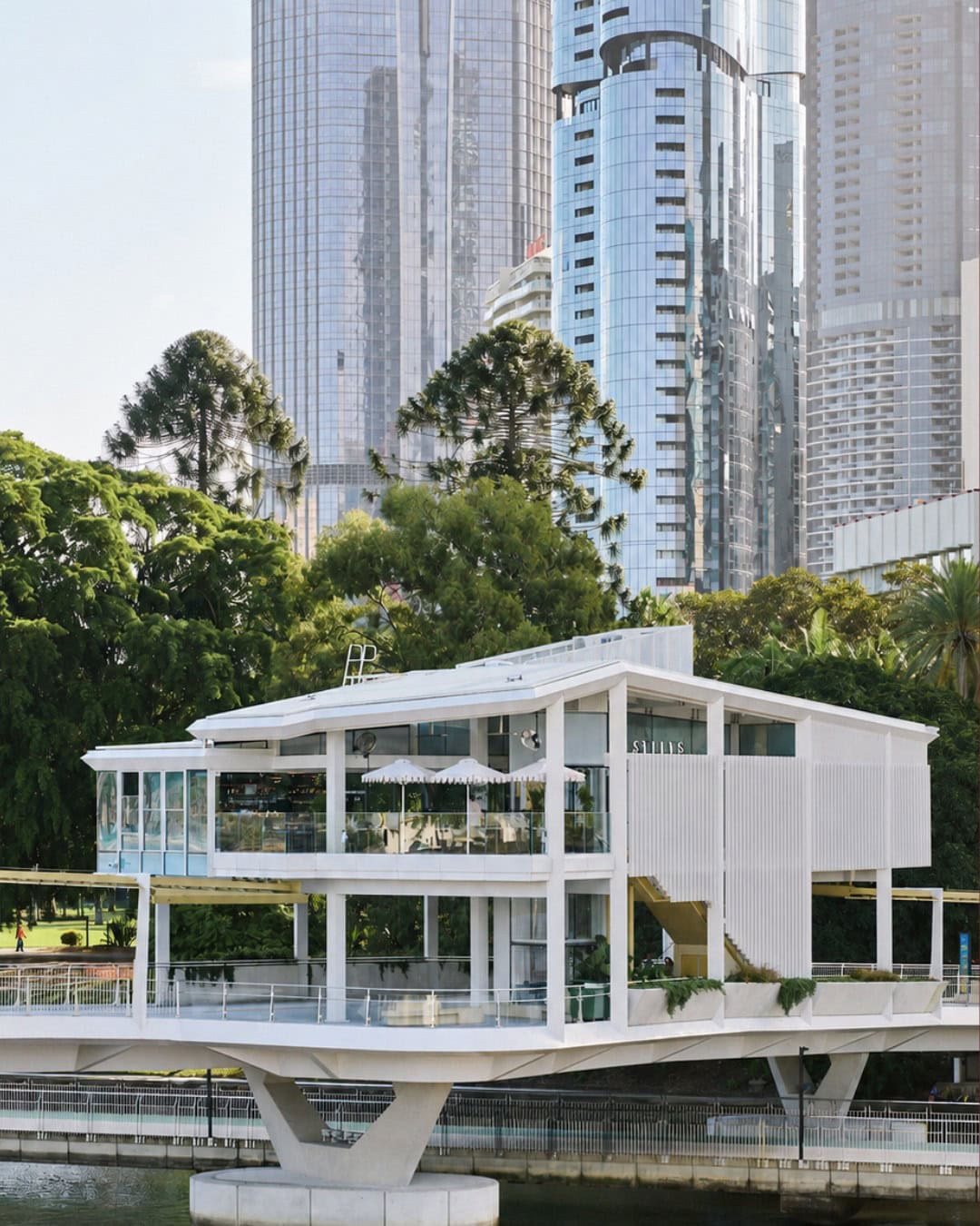 The exterior of the elevated Stilts restaurant in Kangaroo Point.