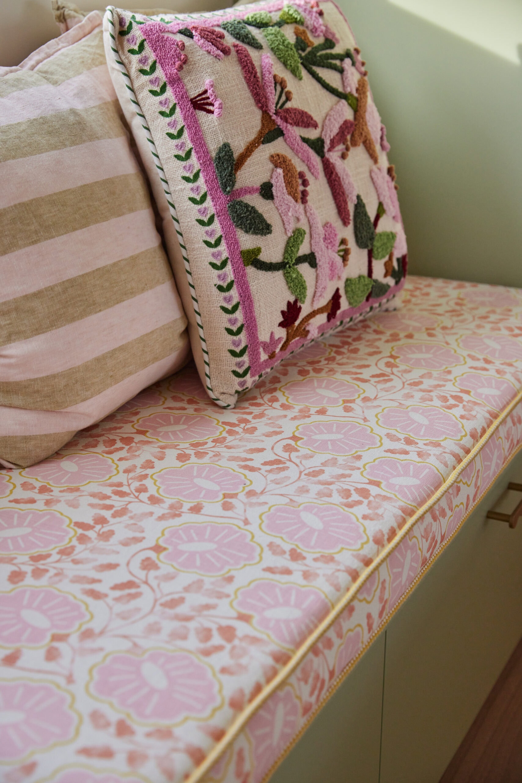 Pink and green decor