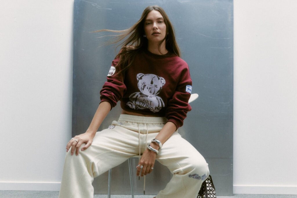 A model wearing MAKU Studios